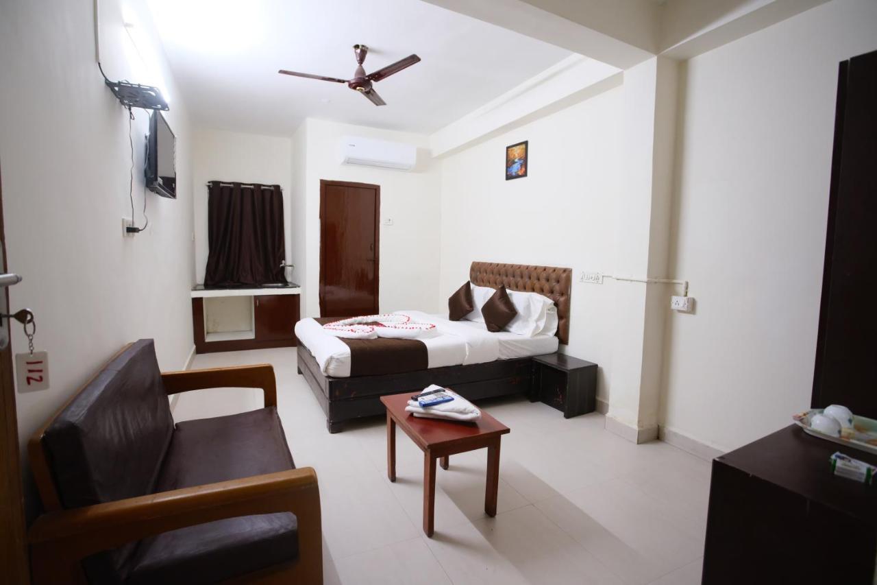 Ganesh Guest House Chennai Exterior foto